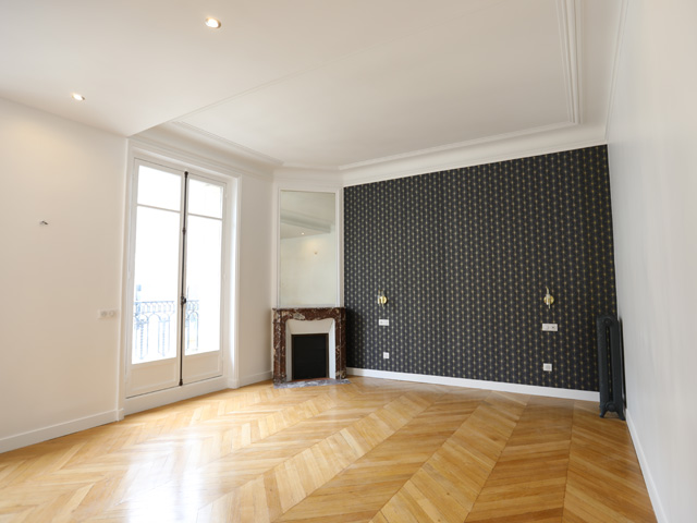 découvrez nos conseils experts pour réussir votre rénovation à paris, du choix des matériaux à la gestion des travaux, afin d'embellir votre intérieur avec style et efficacité.
