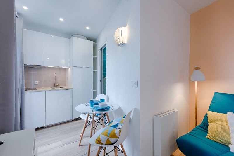 découvrez comment choisir la meilleure entreprise de rénovation pour votre maison, des conseils pratiques pour garantir qualité, budget maîtrisé et respect des délais.